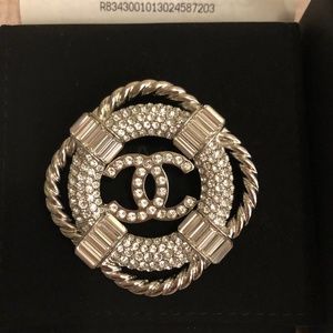 Chanel Brooch 2018 cruise collection.